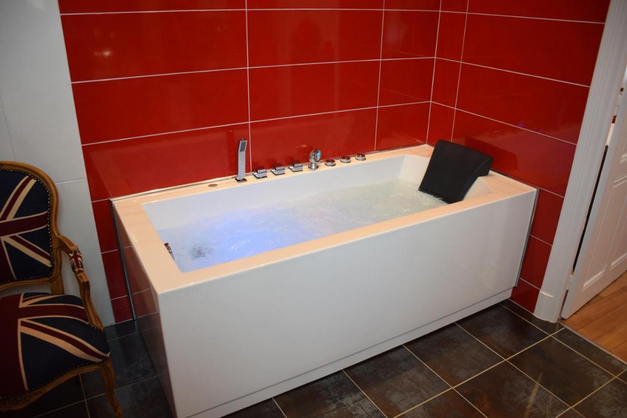 La Porte De Bretagne Péronne Kültér fotó