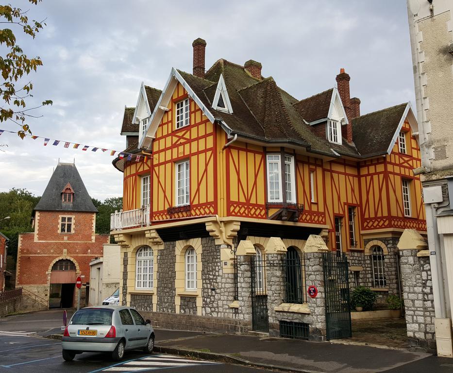 La Porte De Bretagne Péronne Kültér fotó